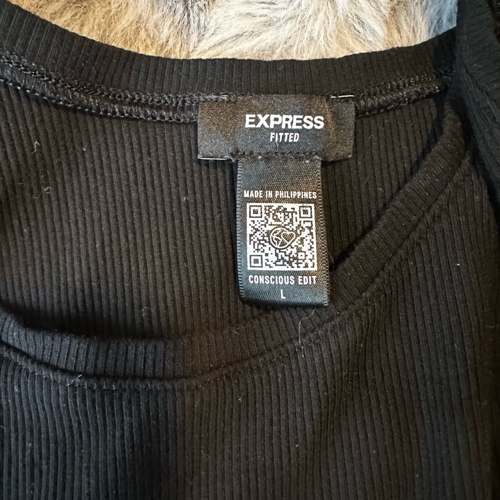 Basic Black Ribbed Tank- Express- Size Large - image 2